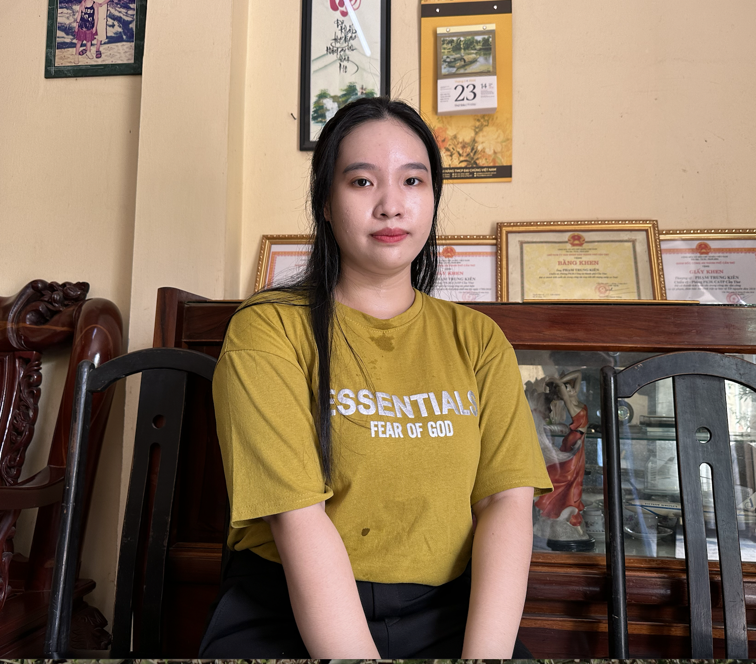 Những