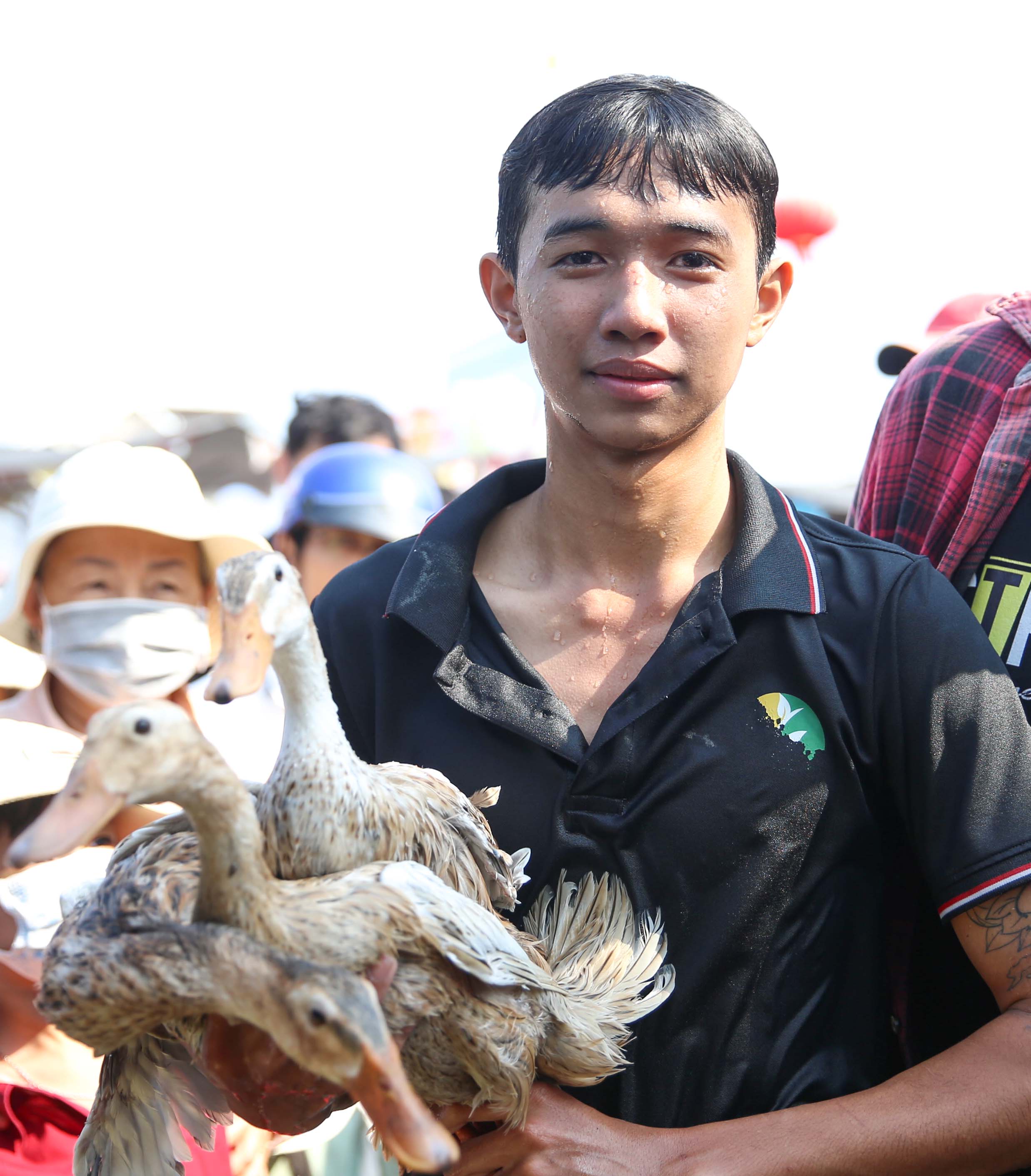 Rộn tiếng cười tranh vịt ở lễ hội L&agrave;m Chay- Ảnh 17.