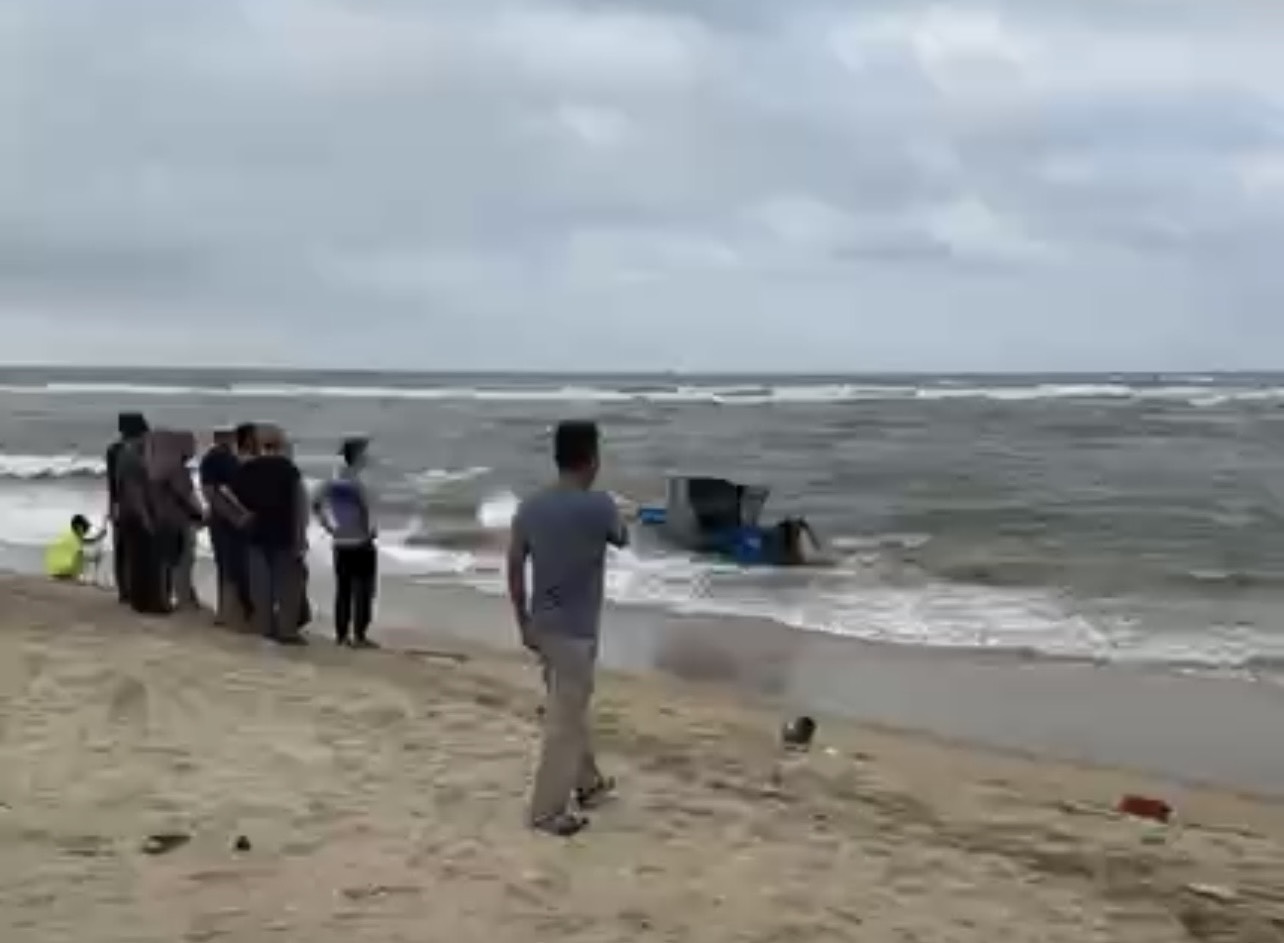 Hai người mất tích trên vùng biển TP Huế- Ảnh 1.