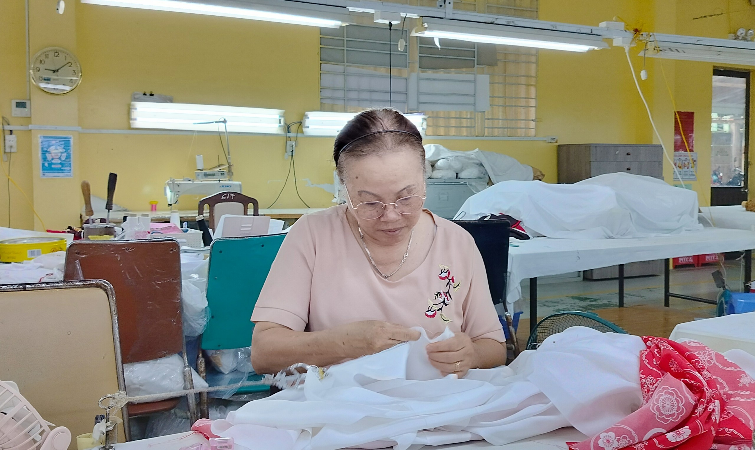 Kiên trì đóng BHXH để không sống phụ thuộc khi về già!- Ảnh 1.
