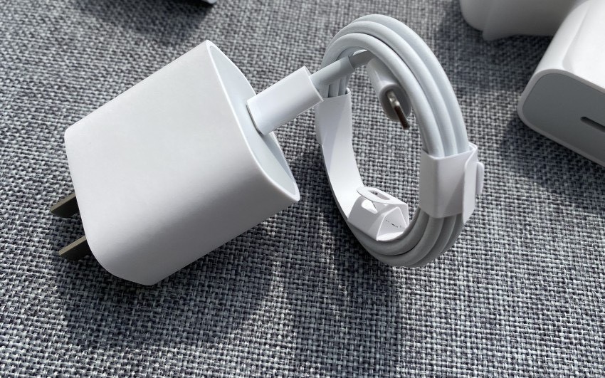Cảnh báo từ sạc nhanh, sạc dự phòng giá rẻ