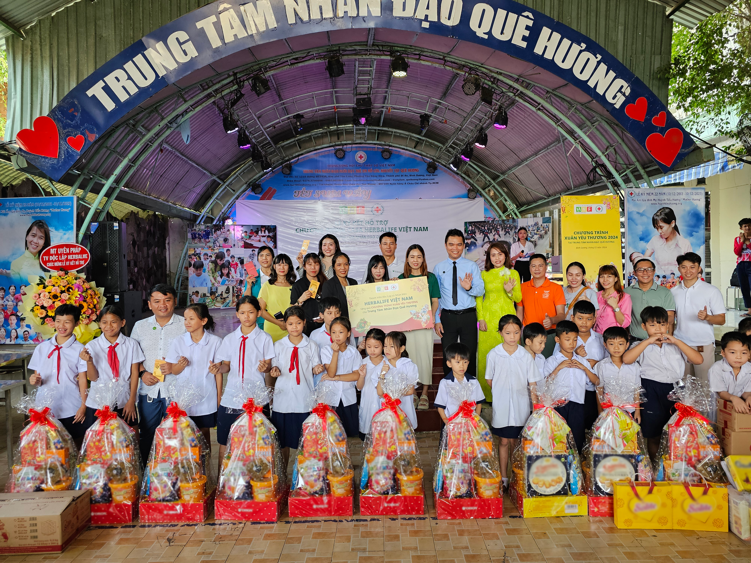 Herbalife Việt Nam tổ chức chương trình “Xuân Yêu Thương” - Ảnh 1.