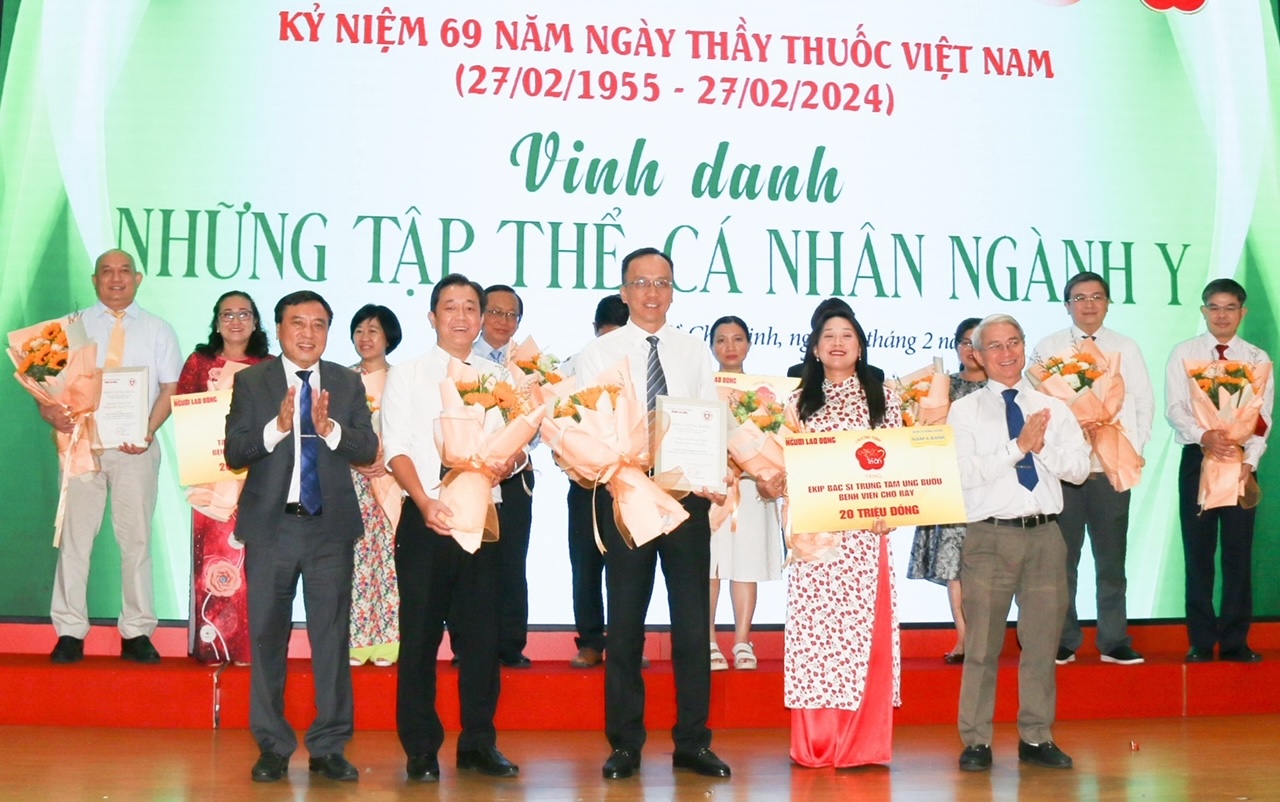 Trao giải cuộc thi viết &ldquo;Người Thầy thuốc trong t&ocirc;i&rdquo; lần 2: Ph&eacute;p mầu từ 