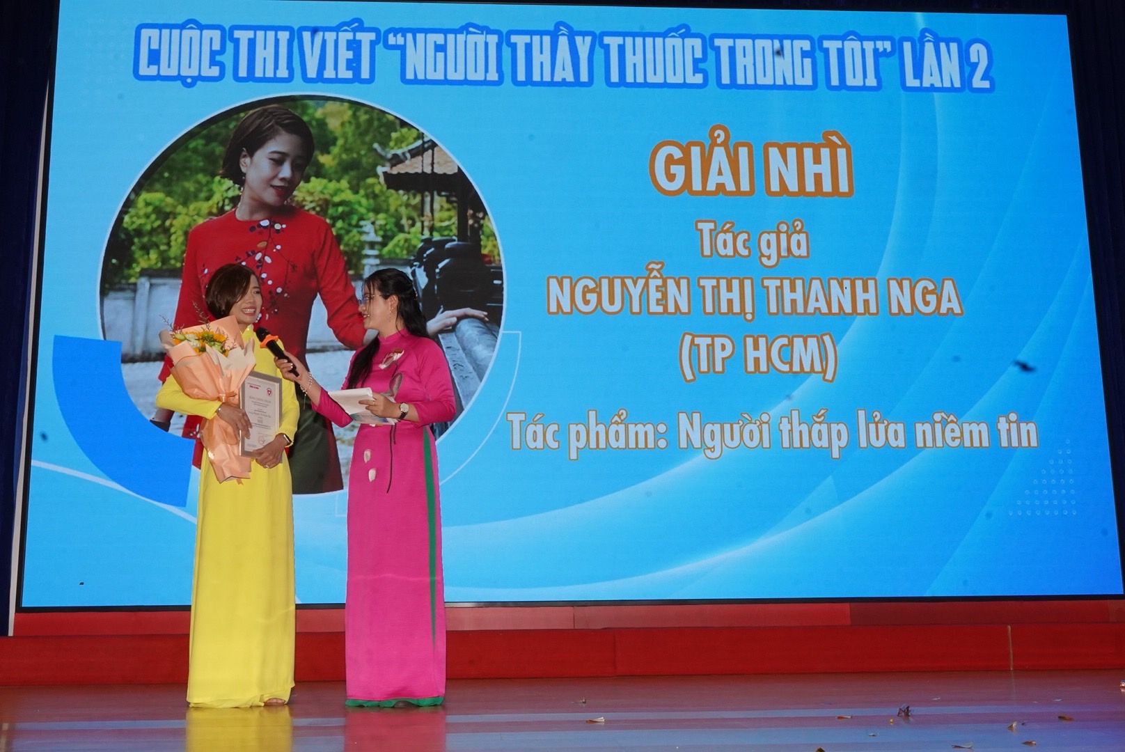 Trao giải cuộc thi viết &ldquo;Người Thầy thuốc trong t&ocirc;i&rdquo; lần 2: Ph&eacute;p mầu từ 