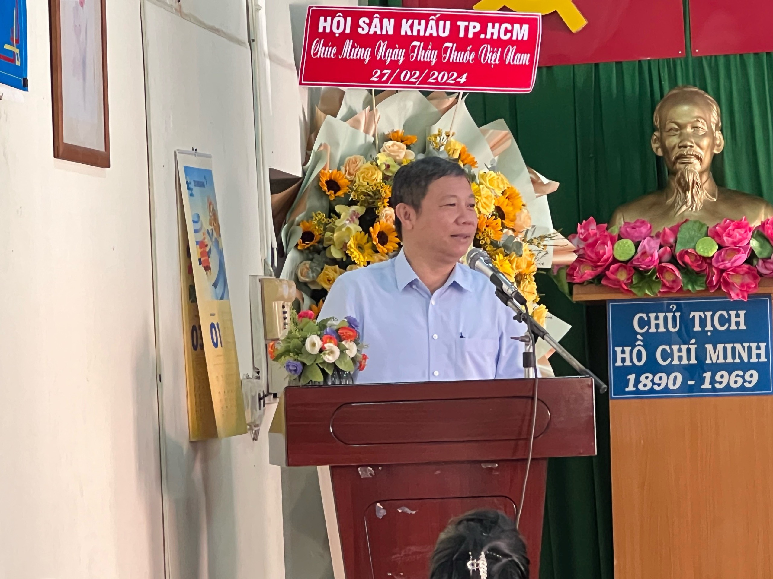 Một ng&agrave;y đ&aacute;ng nhớ của nghệ sĩ l&atilde;o th&agrave;nh tại Trung t&acirc;m dưỡng l&atilde;o Thị Ngh&egrave;- Ảnh 1.