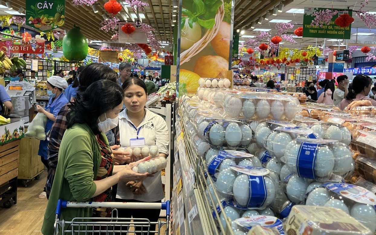 Cạnh tranh đưa hàng vào siêu thị