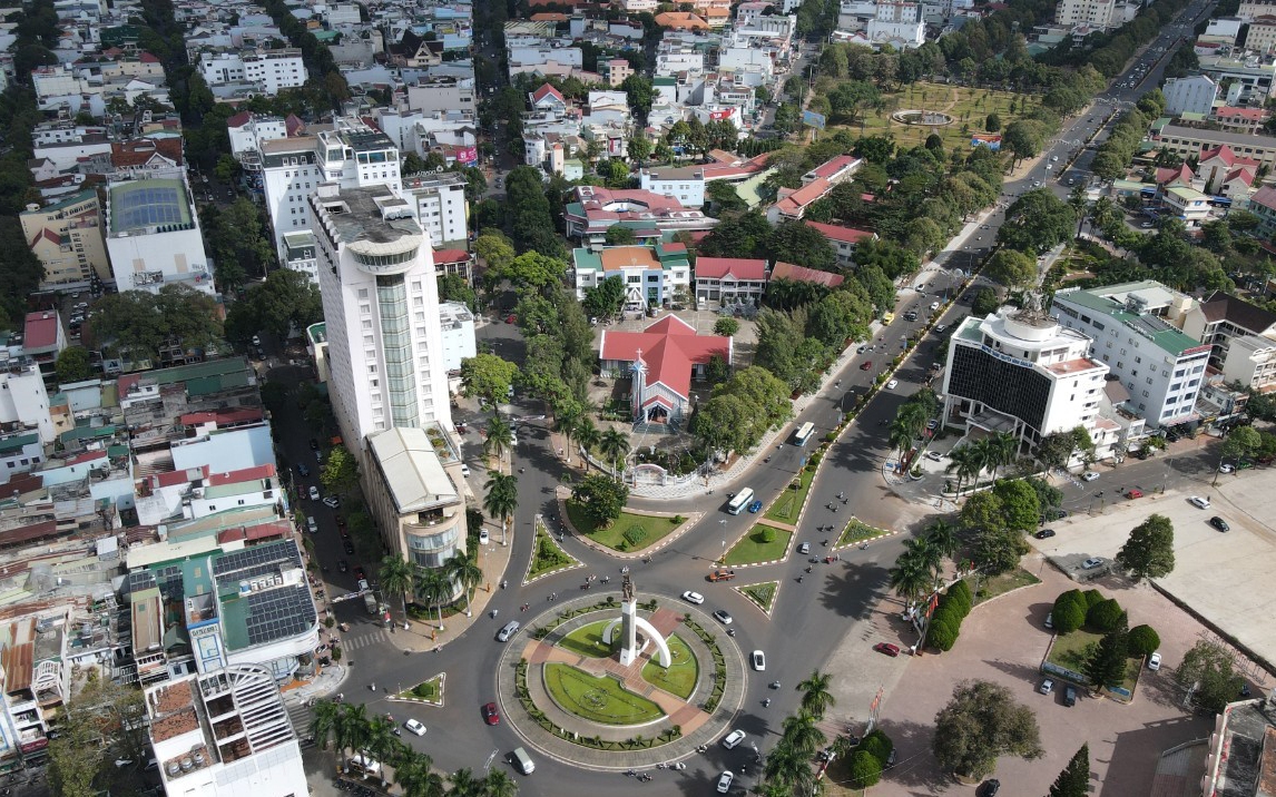 Buôn Ma Thuột mở cửa đón người tài