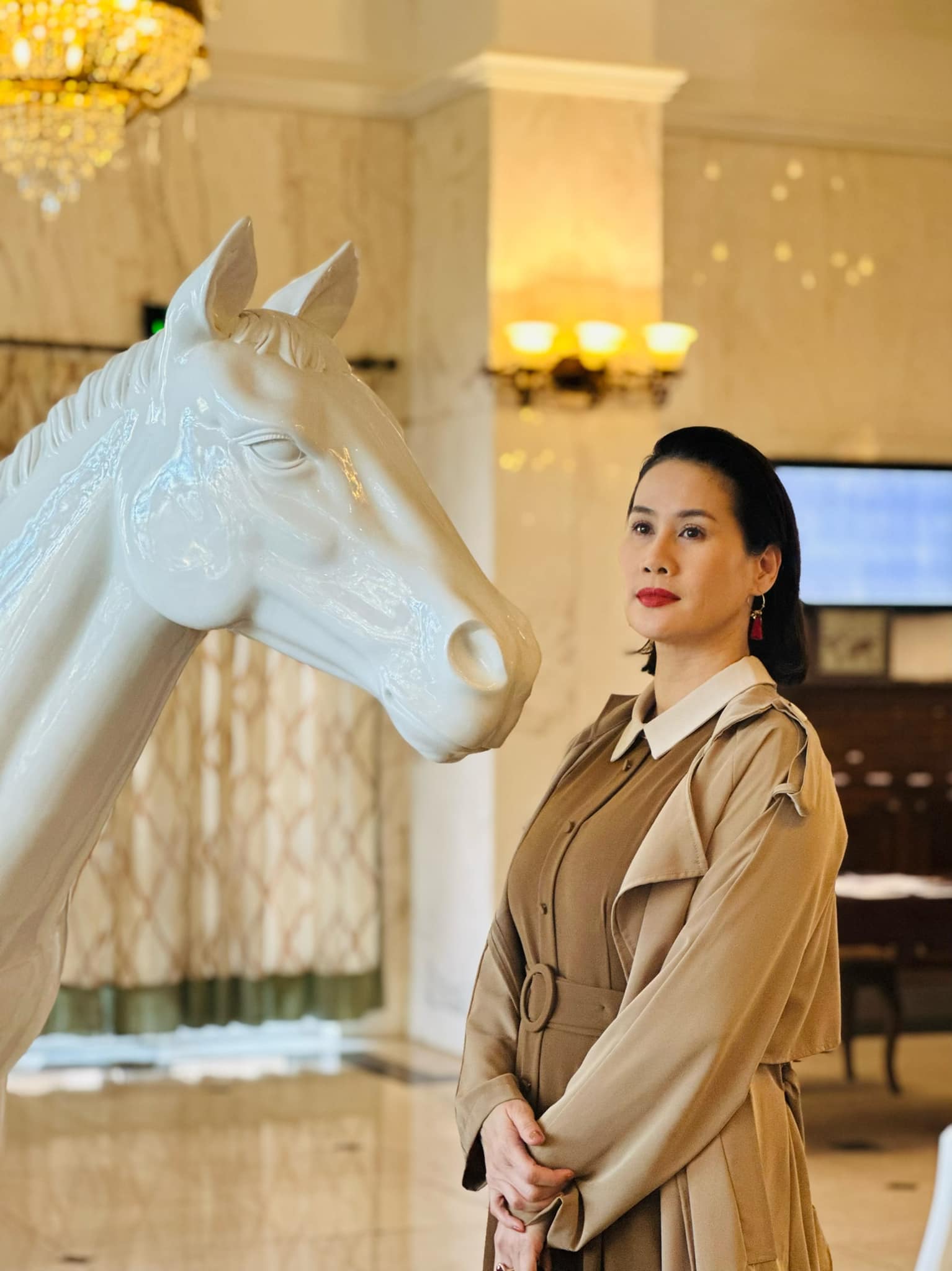 Th&acirc;n Th&uacute;y H&agrave; h&oacute;a phụ nữ chanh chua, ganh gh&eacute;t- Ảnh 2.