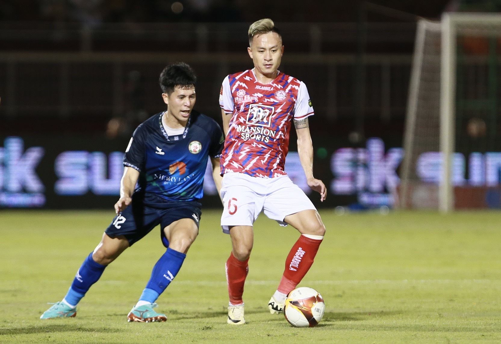CLB TP Hồ Chí Minh ngược dòng thắng ngoạn mục- Ảnh 2.