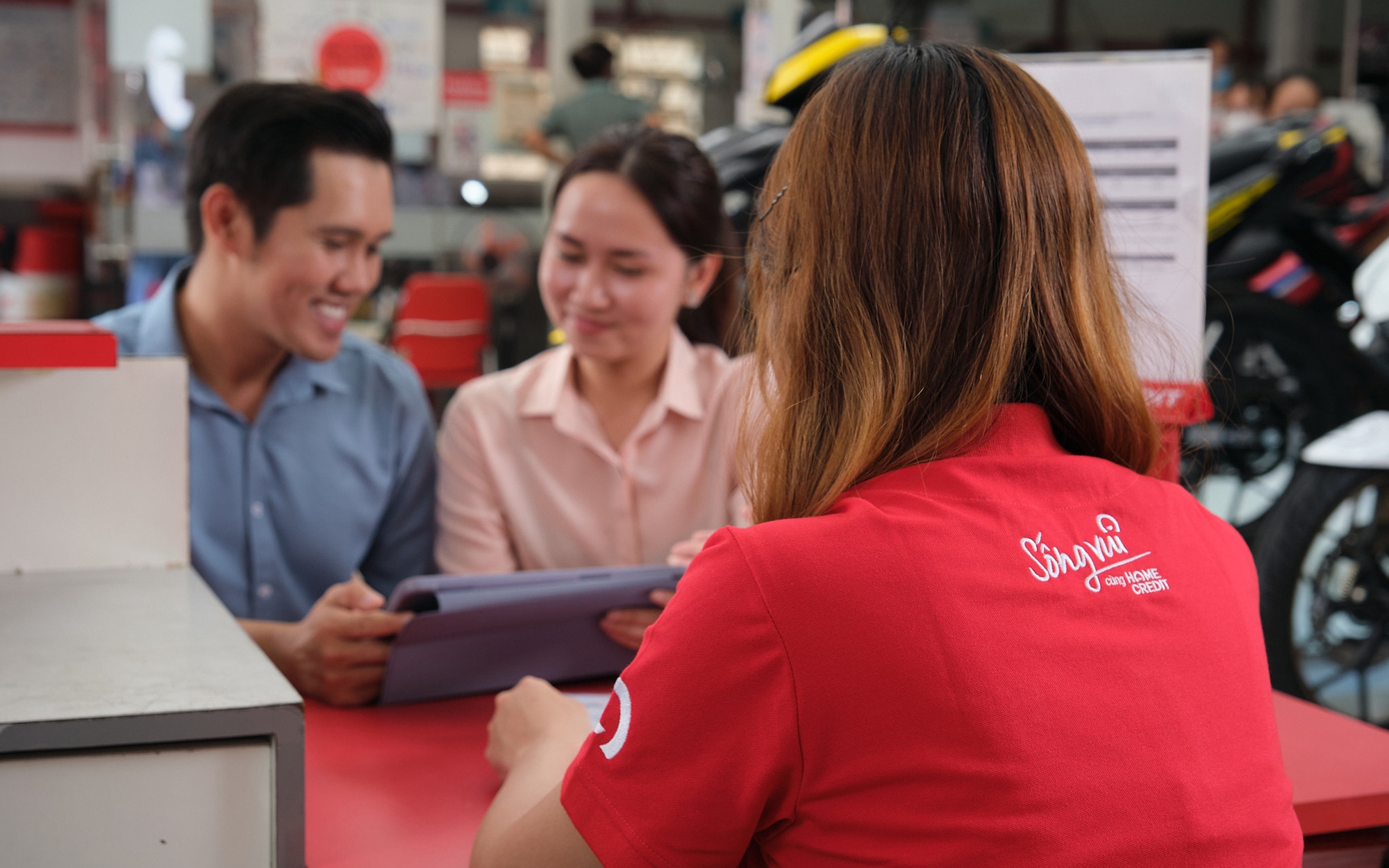 Nhiều công ty tài chính đổi chủ