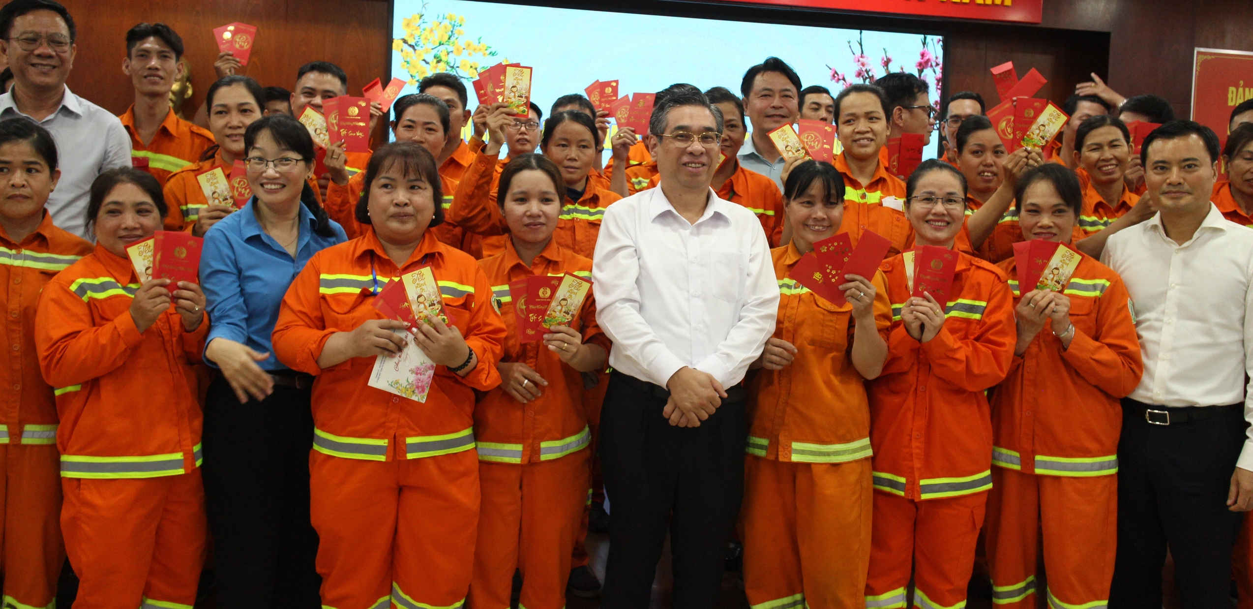 Nhiều mô hình chăm lo Tết cho công nhân độc đáo, thiết thực- Ảnh 5.
