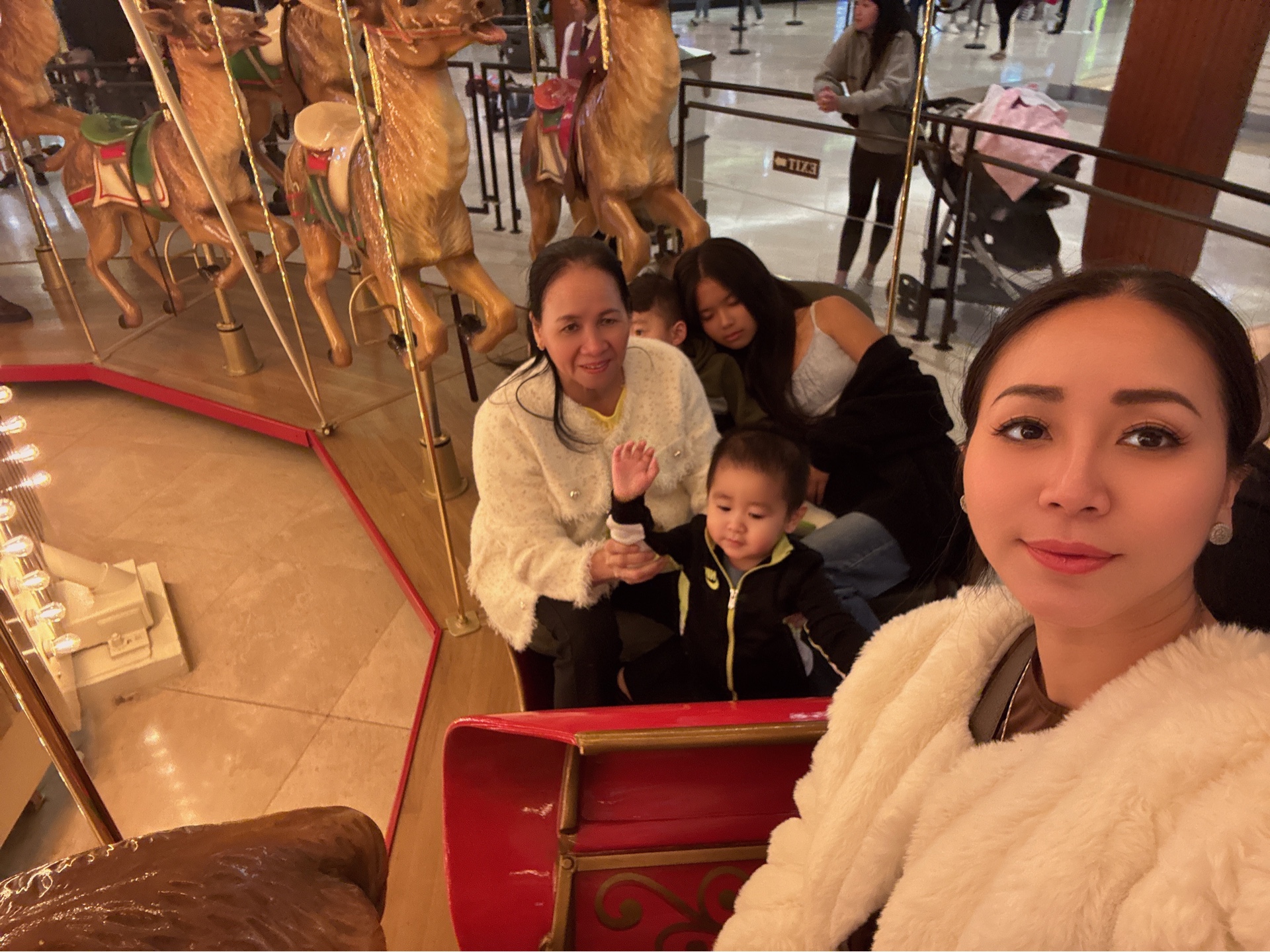Doanh nhân Tara cân bằng thời gian cho công việc và gia đình- Ảnh 4.