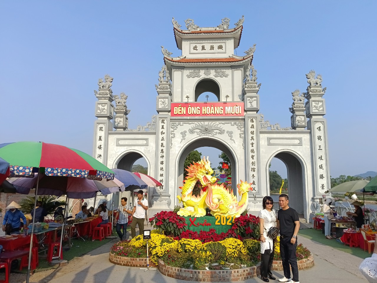 X&aacute;c minh nghi vấn c&aacute;n bộ quản l&yacute; Đền Ho&agrave;ng Mười &ldquo;biển thủ&rdquo; tiền c&ocirc;ng đức- Ảnh 1.