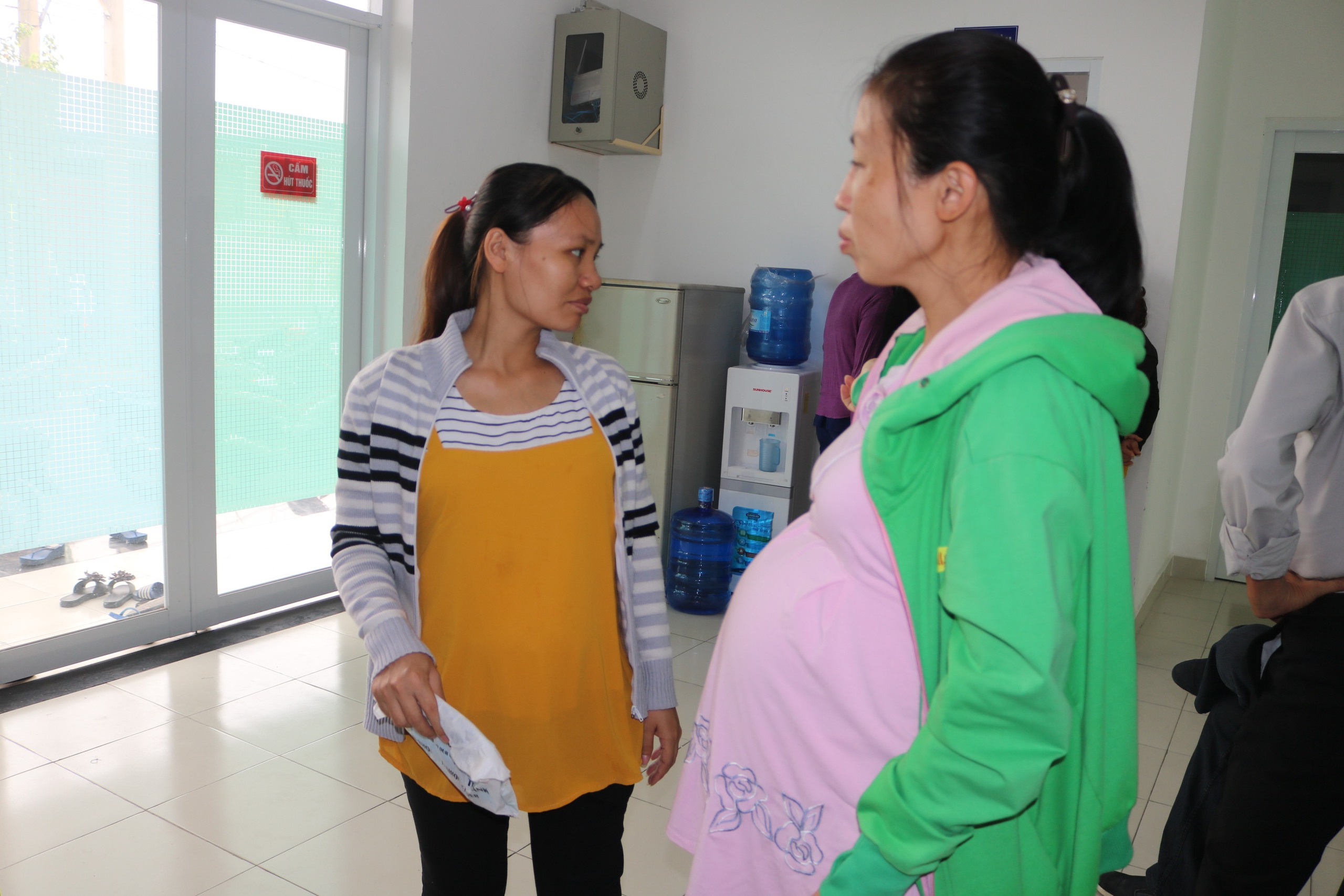Điểm mới về chế độ ốm đau, thai sản của Luật BHXH mới- Ảnh 2.
