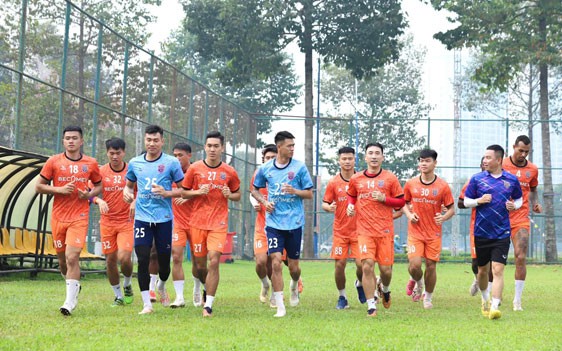 Trụ cột trở lại, Bình Dương tiếp tục cuộc đua vô địch