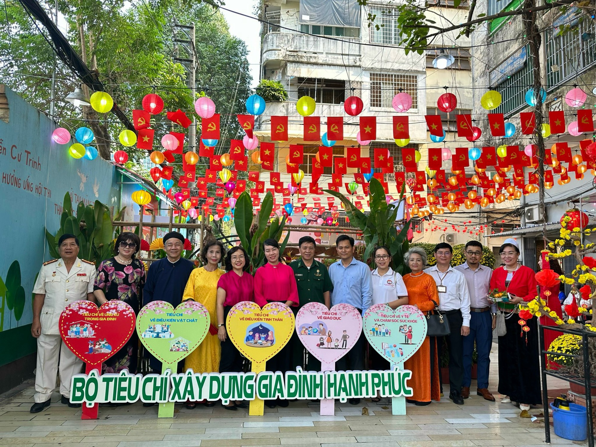 TP HCM: Nhiều hoạt động ch&agrave;o đ&oacute;n năm mới
- Ảnh 5.