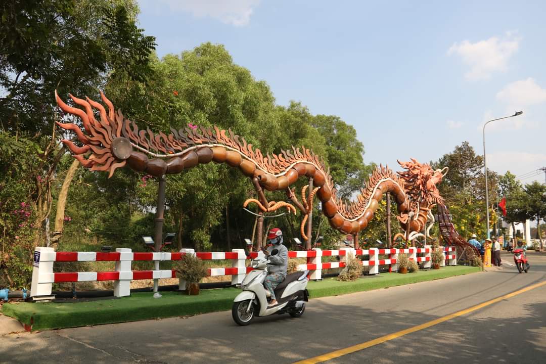 B&igrave;nh Dương tr&igrave;nh l&agrave;ng 2 linh vật rồng được khen "10 điểm, kh&ocirc;ng c&oacute; nhưng"- Ảnh 6.