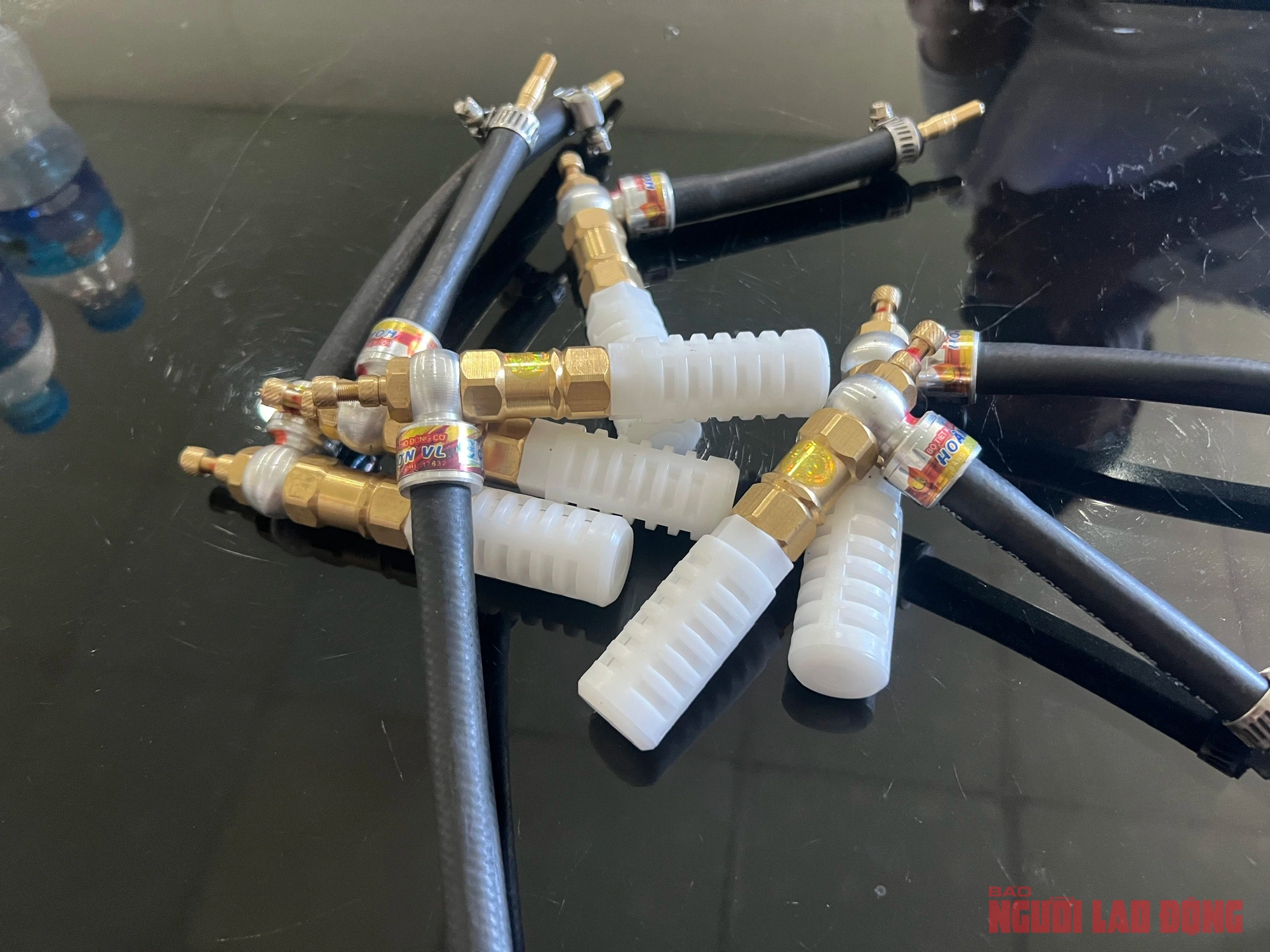 Từ thợ sửa xe đến s&aacute;ng chế vươn tầm quốc tế- Ảnh 2.