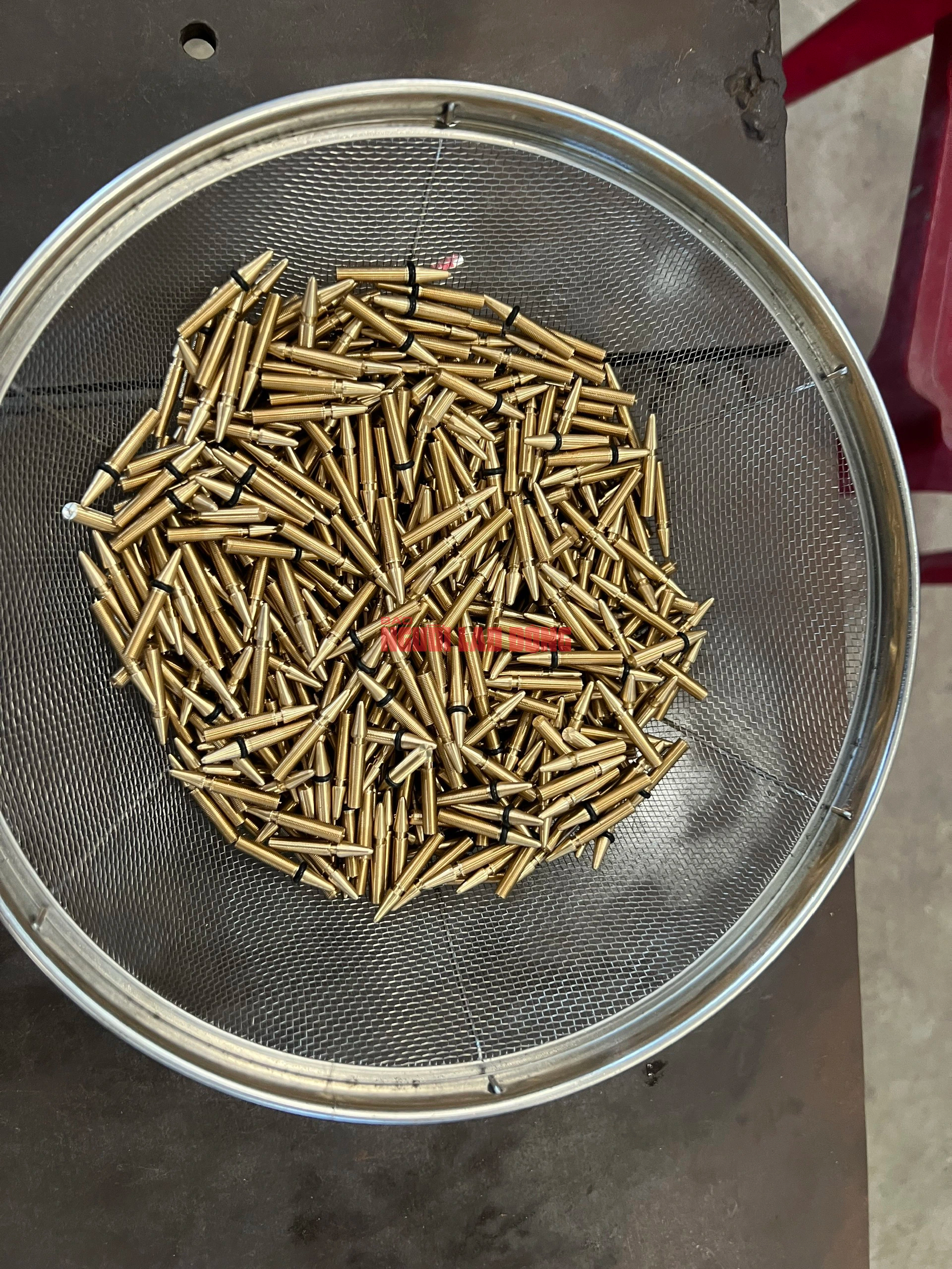 Từ thợ sửa xe đến s&aacute;ng chế vươn tầm quốc tế- Ảnh 5.