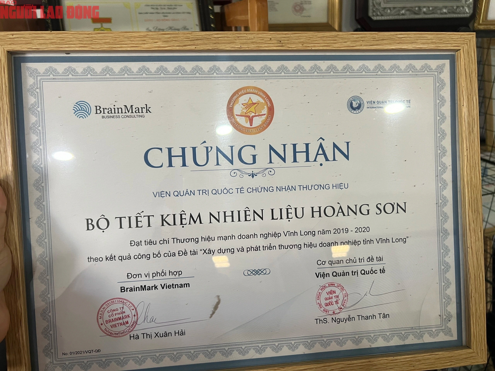 Từ thợ sửa xe đến s&aacute;ng chế vươn tầm quốc tế- Ảnh 12.