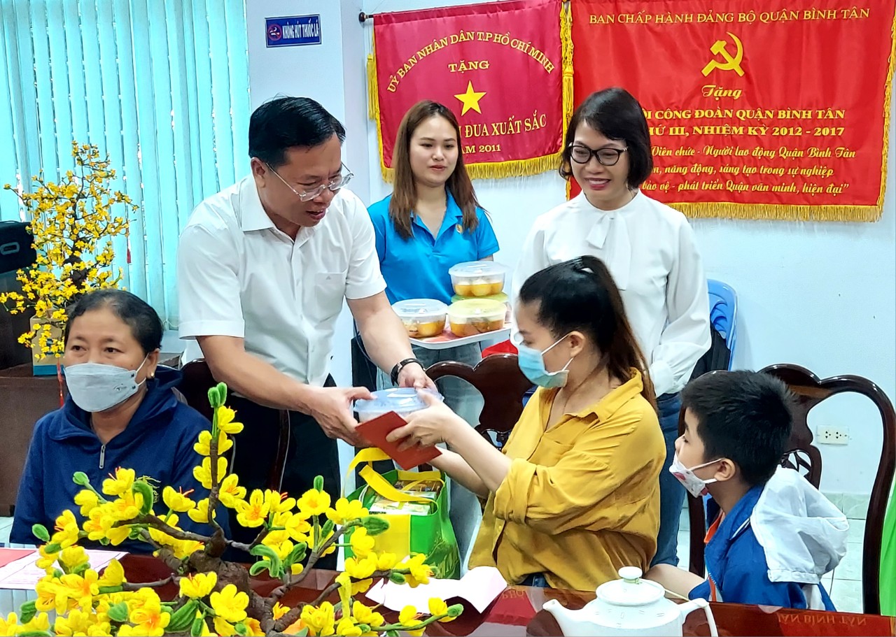 Độc, lạ với kỷ lục "món thịt kho hột vịt tặng công nhân, lao động nhiều nhất"- Ảnh 6.