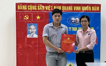 Tự hào người đảng viên cộng sản