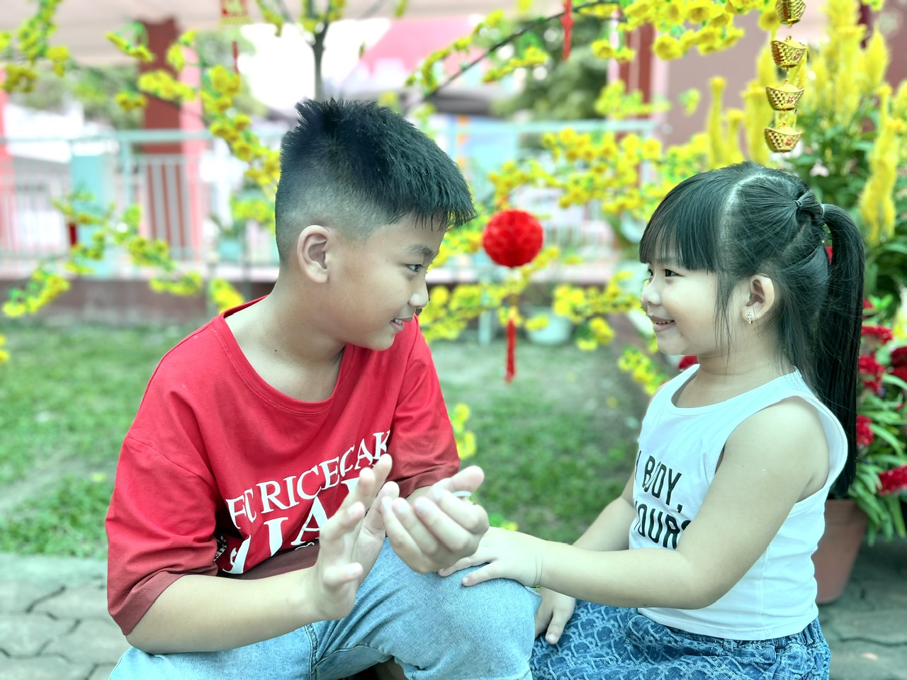 Cuộc sống của 3 con anh Minh, chị Lạnh giờ ra sao?- Ảnh 4.