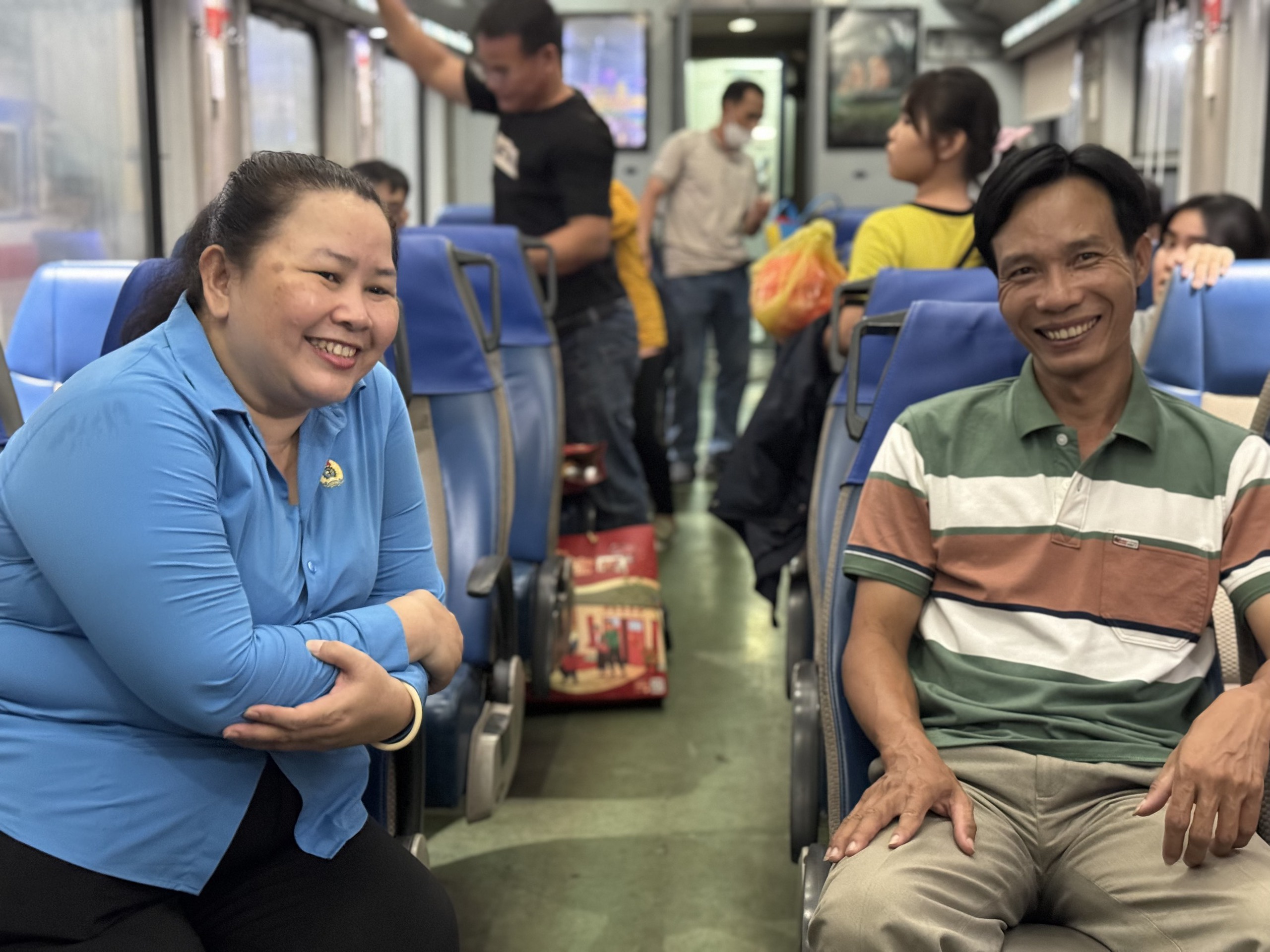 “Chuyến tàu mùa Xuân” đưa hơn 160 gia đình công nhân về quê đón Tết miễn phí- Ảnh 7.