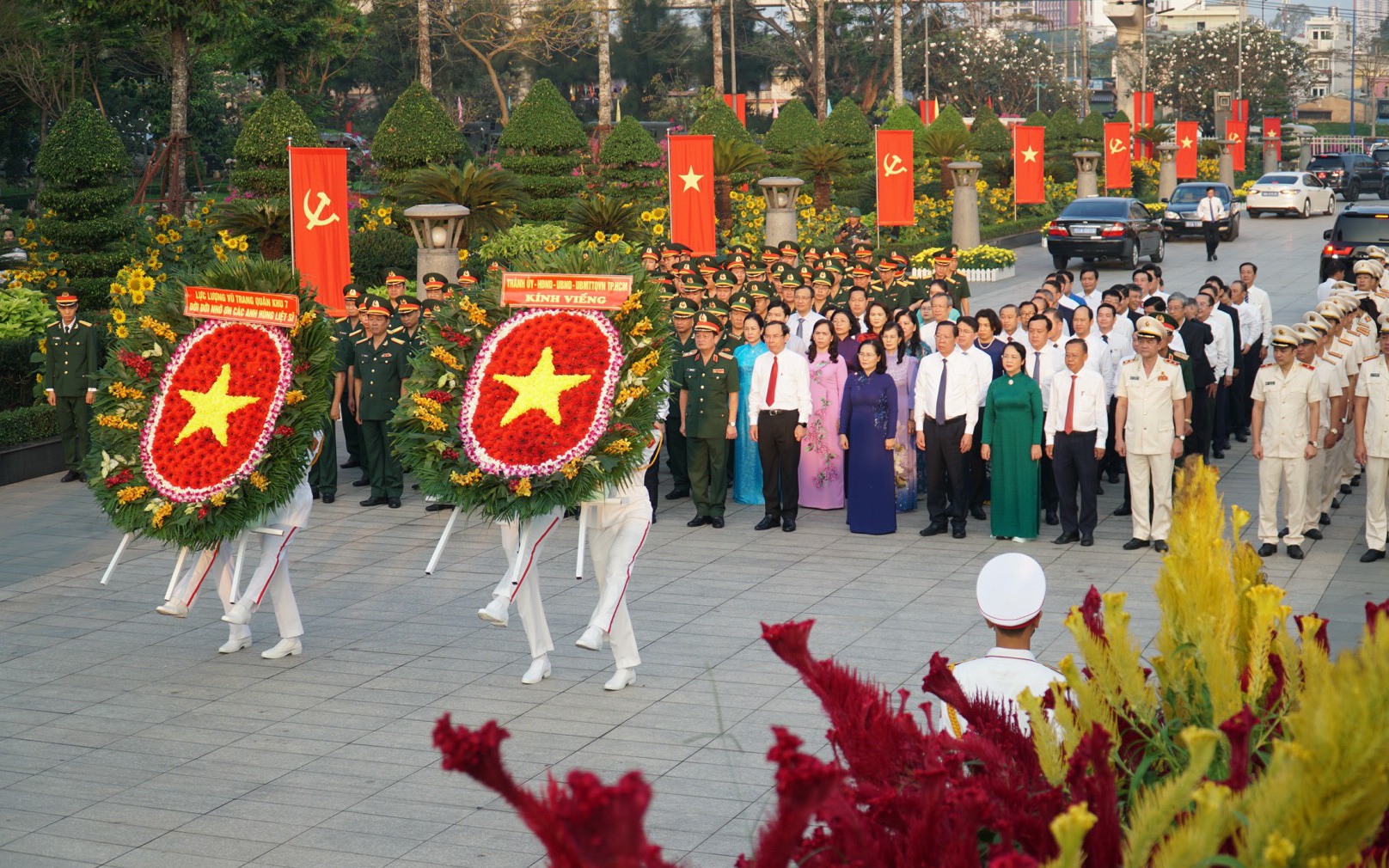 B&iacute; thư Nguyễn Văn N&ecirc;n d&acirc;ng hoa, d&acirc;ng hương c&aacute;c anh h&ugrave;ng liệt sĩ