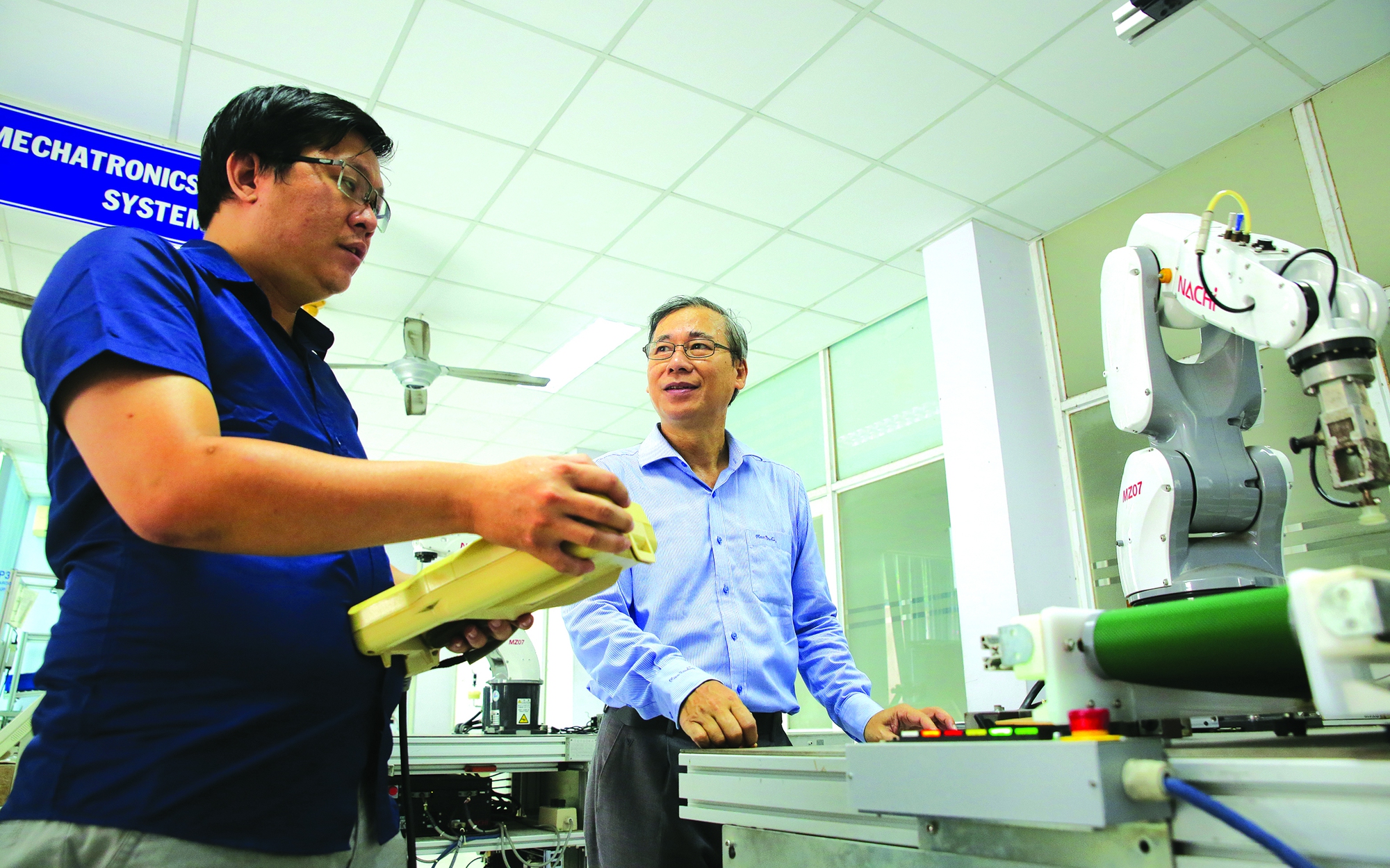 TP HCM chiêu hiền đãi sĩ