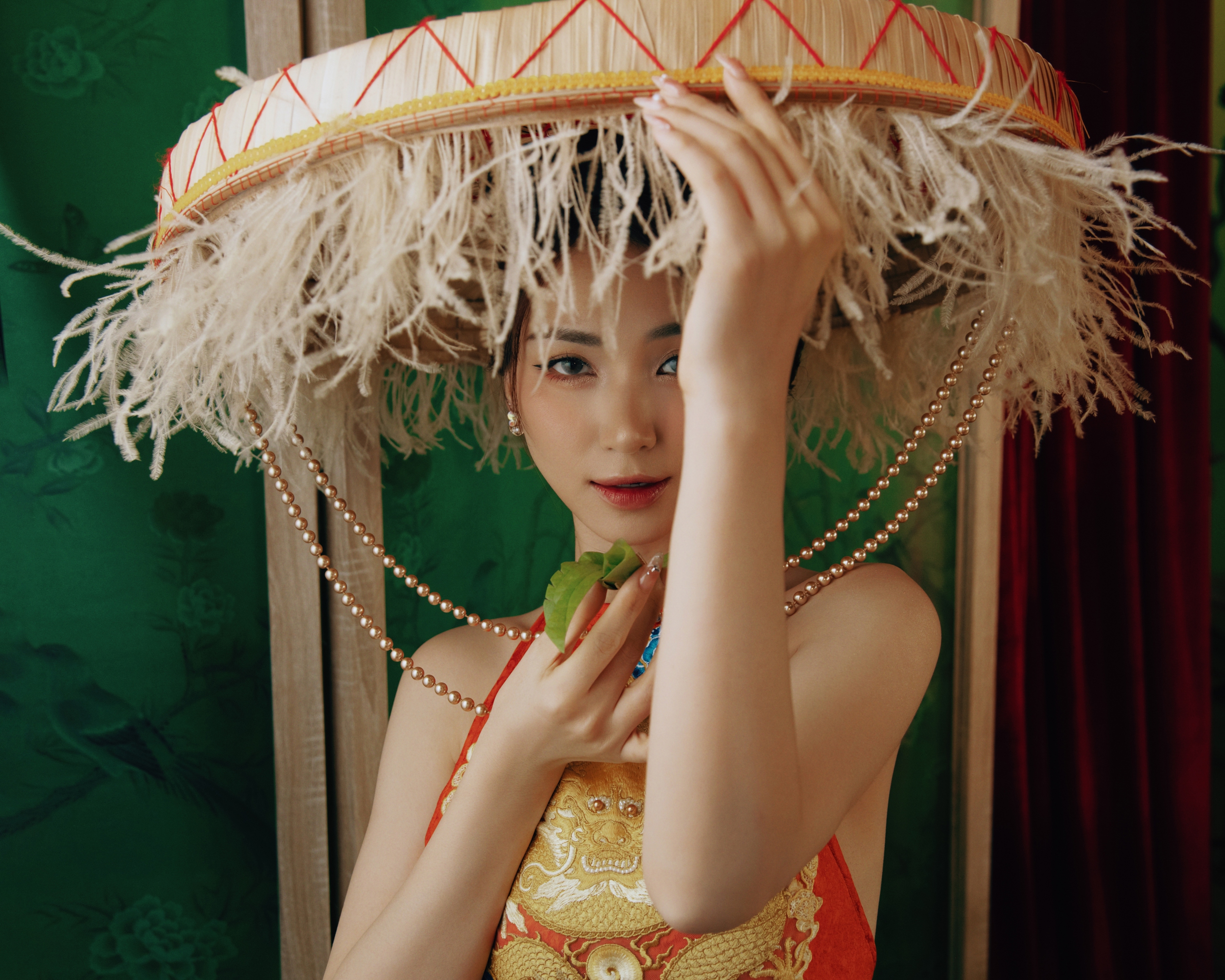 H&ograve;a Minzy tiết lộ l&yacute; do "K&eacute;n c&aacute; chọn canh" đầu năm mới- Ảnh 1.