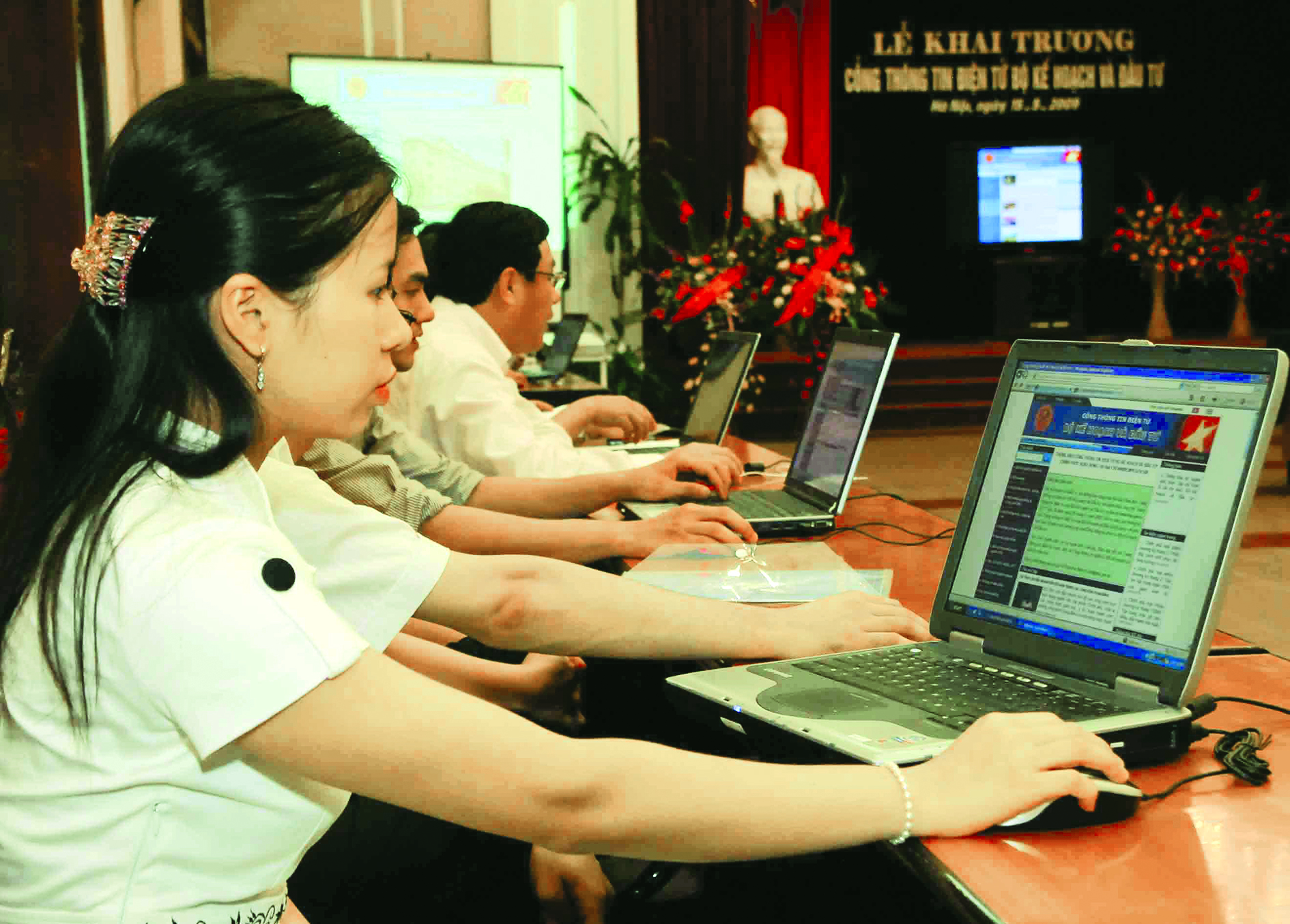 Lựa chọn giữa “2 chữ G, 2 chữ T”- Ảnh 2.