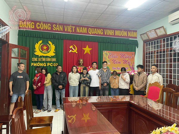 Khởi tố nh&oacute;m đối tượng trong đường d&acirc;y đ&aacute;nh bạc hơn 34 tỉ đồng- Ảnh 1.