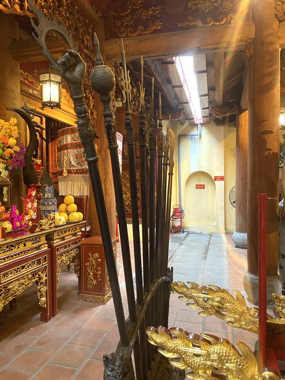 Những b&iacute; ẩn linh thi&ecirc;ng của đền Bạch M&atilde;- Ảnh 5.