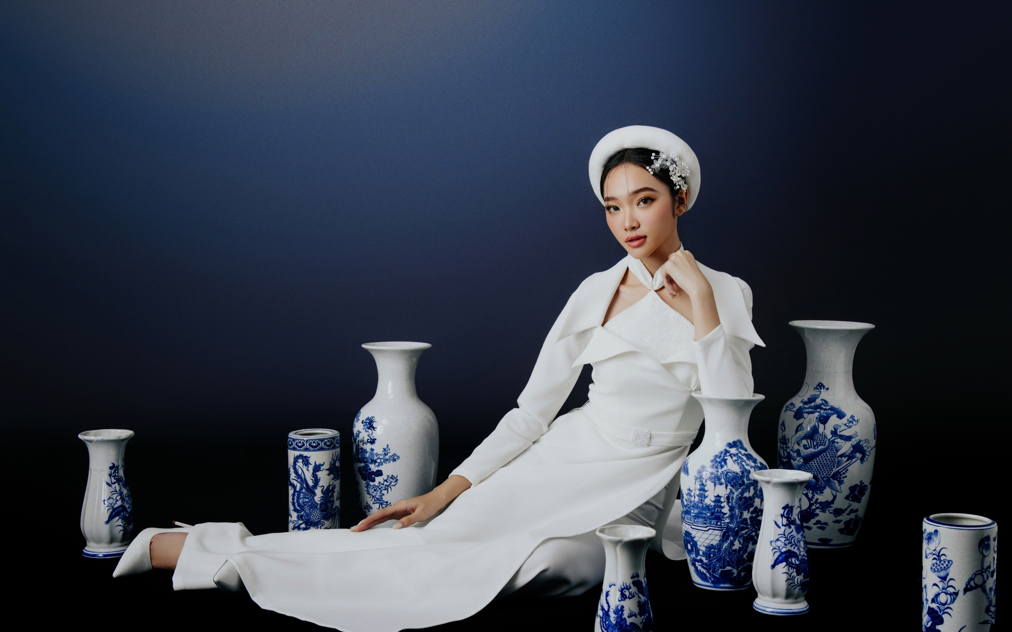 Áo dài du xuân