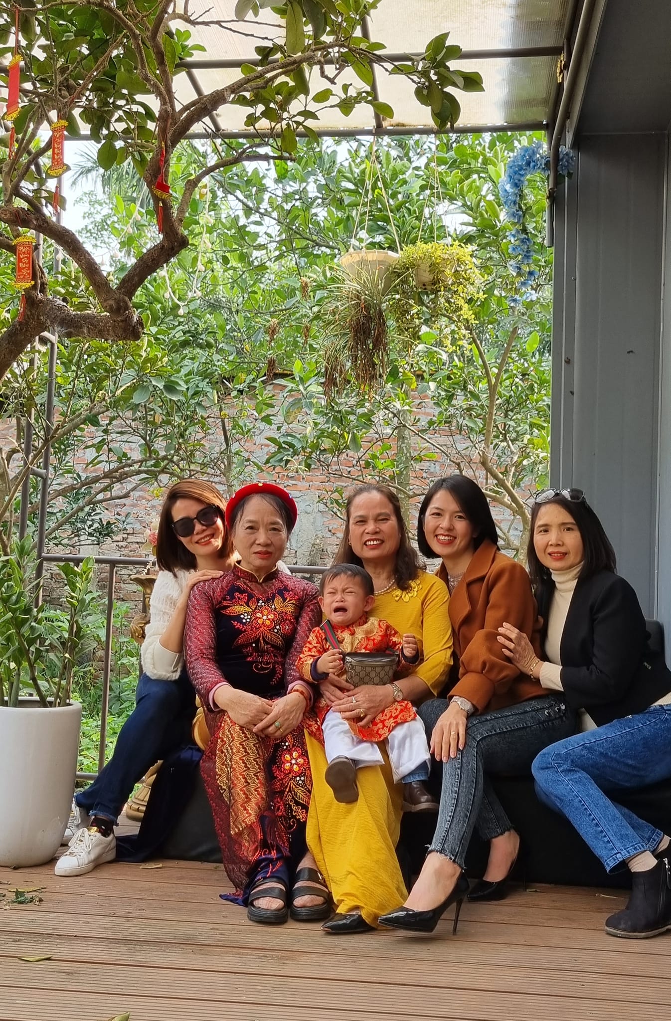 "Xuân sum vầy - Tết sẻ chia": Vương vấn Tết xưa trong phố thị hôm nay- Ảnh 2.