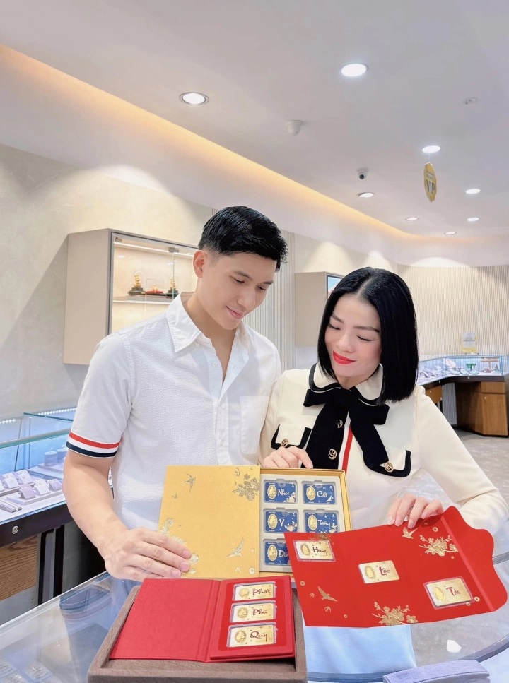 Sao Việt mang gì về cho bố mẹ ngày Tết?- Ảnh 5.