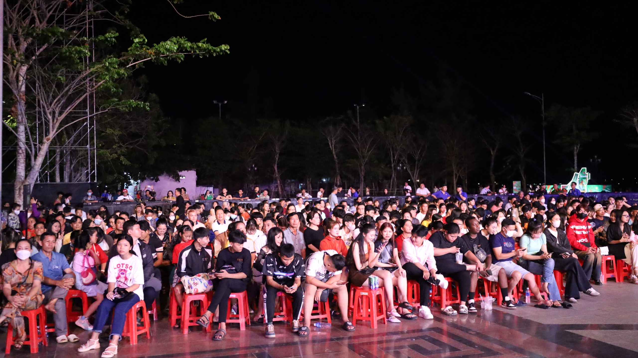 Ph&aacute;o hoa s&aacute;ng rực ng&atilde; ba s&ocirc;ng Cần Thơ - s&ocirc;ng Hậu- Ảnh 10.