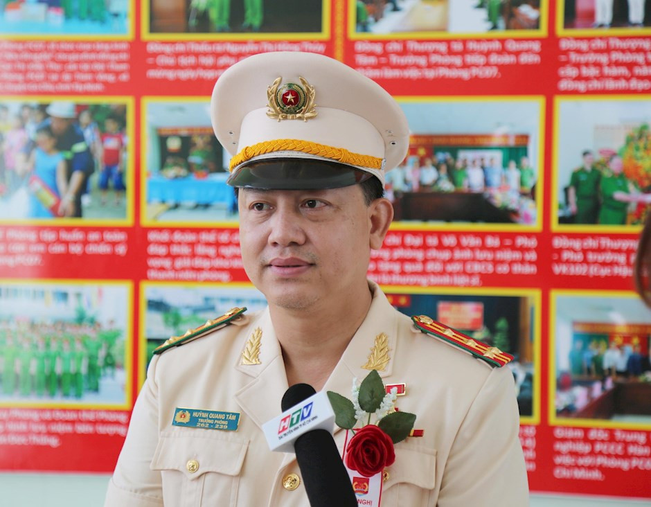 "Trinh s&aacute;t lửa" đ&oacute;n c&aacute;i Tết đầu ti&ecirc;n trong căn nh&agrave; mới do đồng đội x&acirc;y tặng- Ảnh 4.