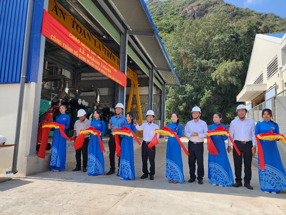 EVNSPC kh&aacute;nh th&agrave;nh c&ocirc;ng tr&igrave;nh bổ sung nguồn điện diesel C&ocirc;n Đảo- Ảnh 1.