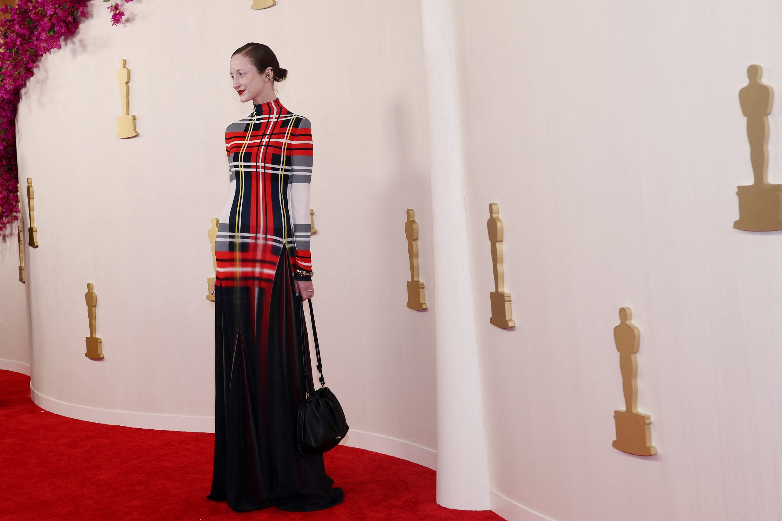 Những bộ đầm xấu tệ tại Oscar 2024- Ảnh 10.