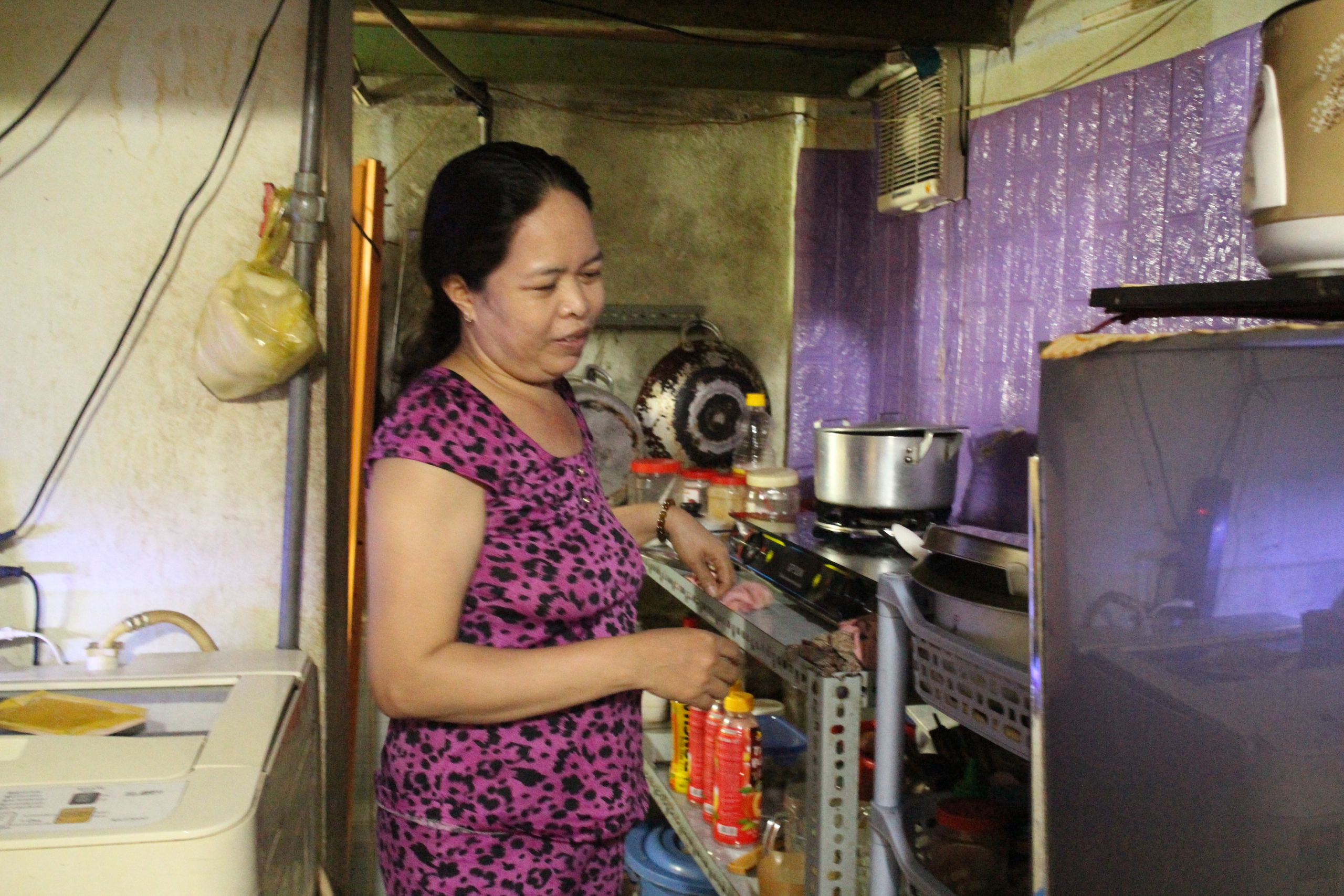 Cơ hội nào cho lao động nữ lớn tuổi mất việc?- Ảnh 1.