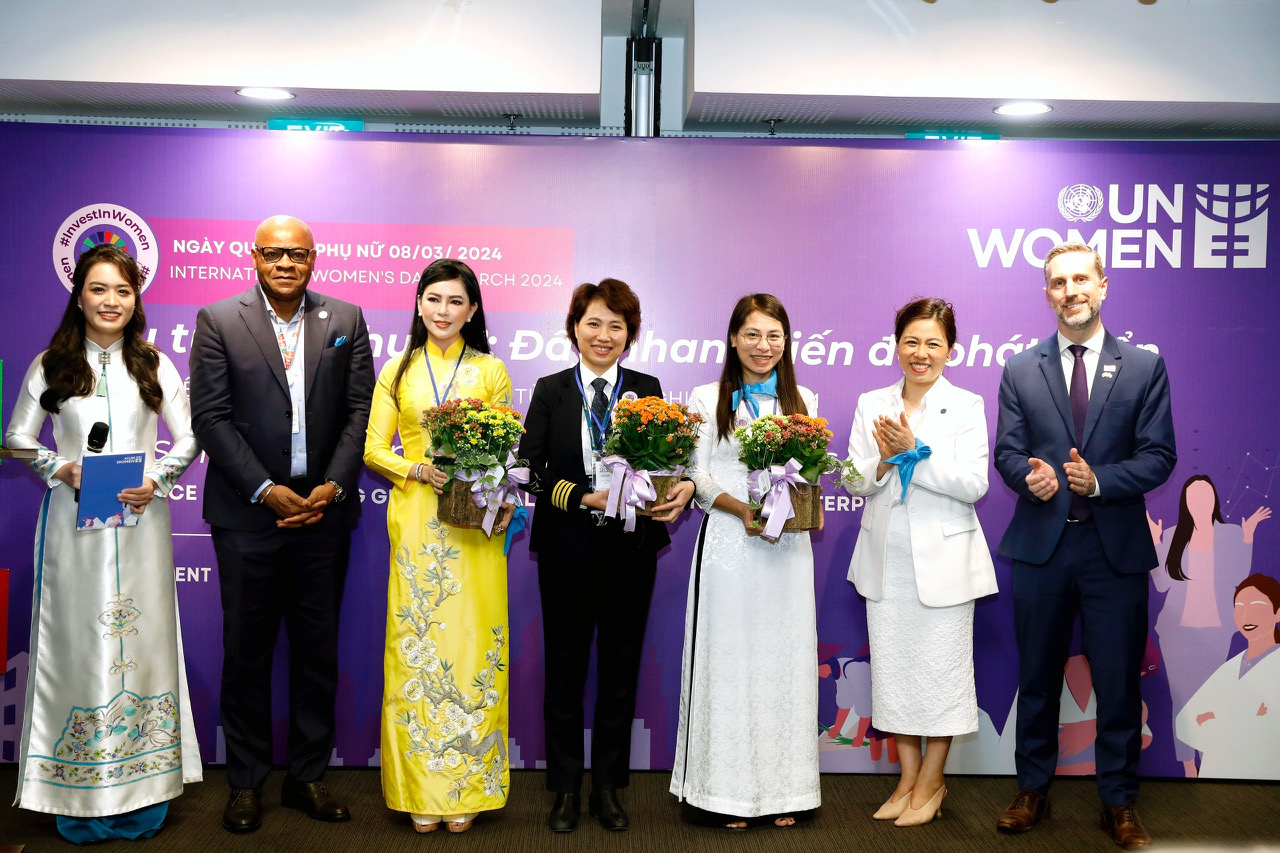 CEO IPPG ph&aacute;t biểu tại diễn đ&agrave;n của UN Women nh&acirc;n ng&agrave;y Quốc tế Phụ nữ- Ảnh 1.