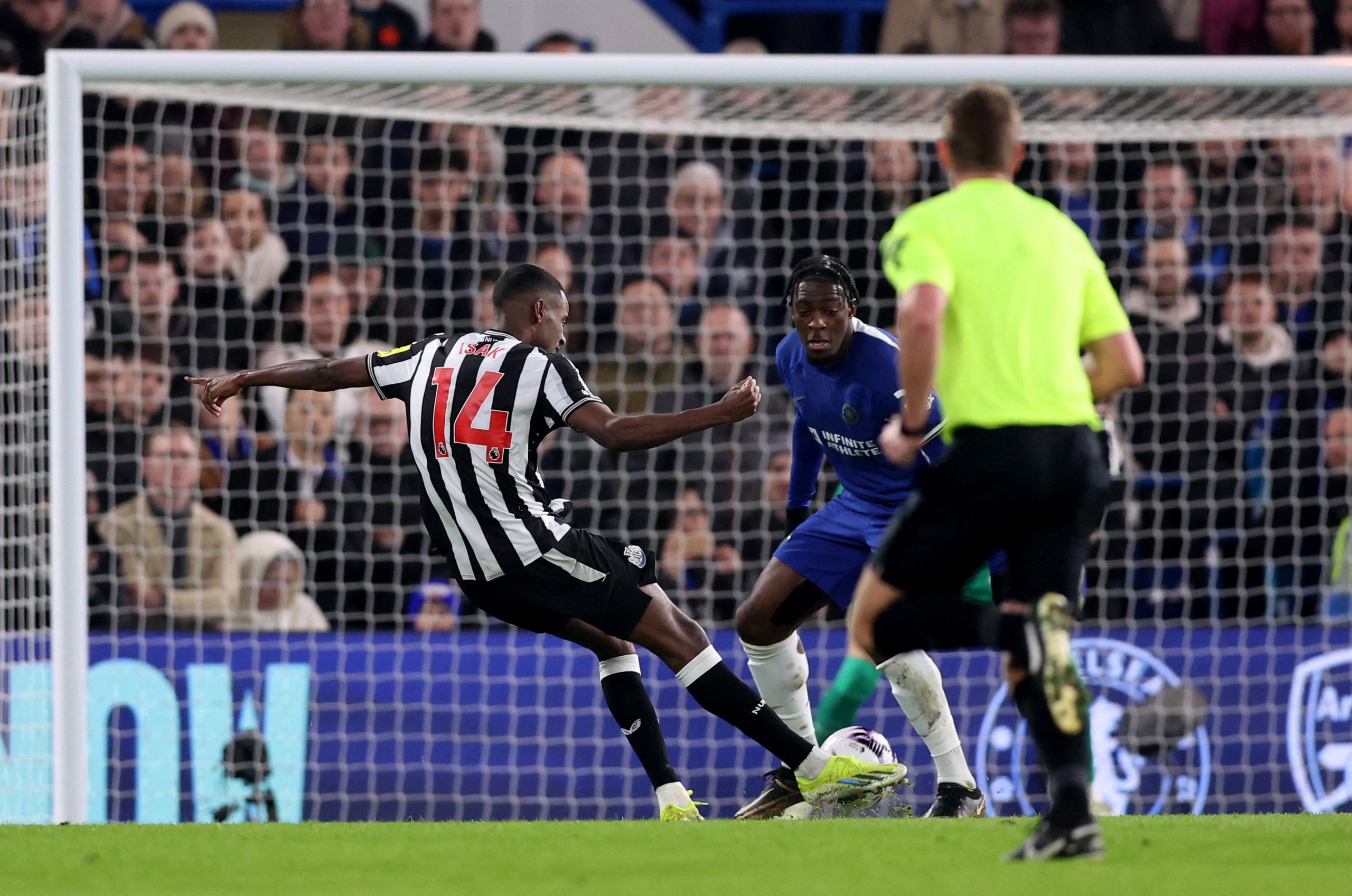 Chelsea đ&atilde;i tiệc b&agrave;n thắng với Newcastle, fan vẫn hồi hộp- Ảnh 3.