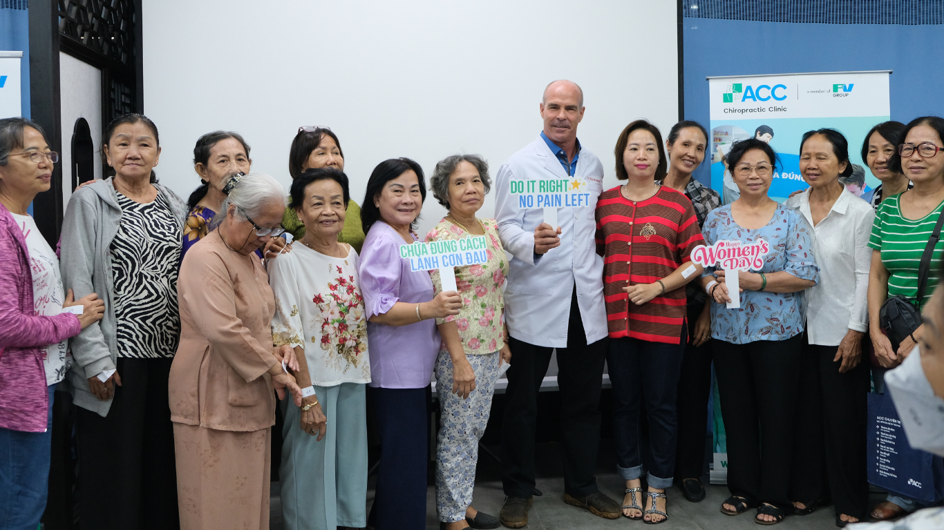Ng&agrave;y hội chăm s&oacute;c sức khỏe - &ldquo;Khớp khỏe mạnh, mẹ hạnh ph&uacute;c&rdquo; v&agrave; những khoảnh khắc đ&aacute;ng nhớ- Ảnh 2.