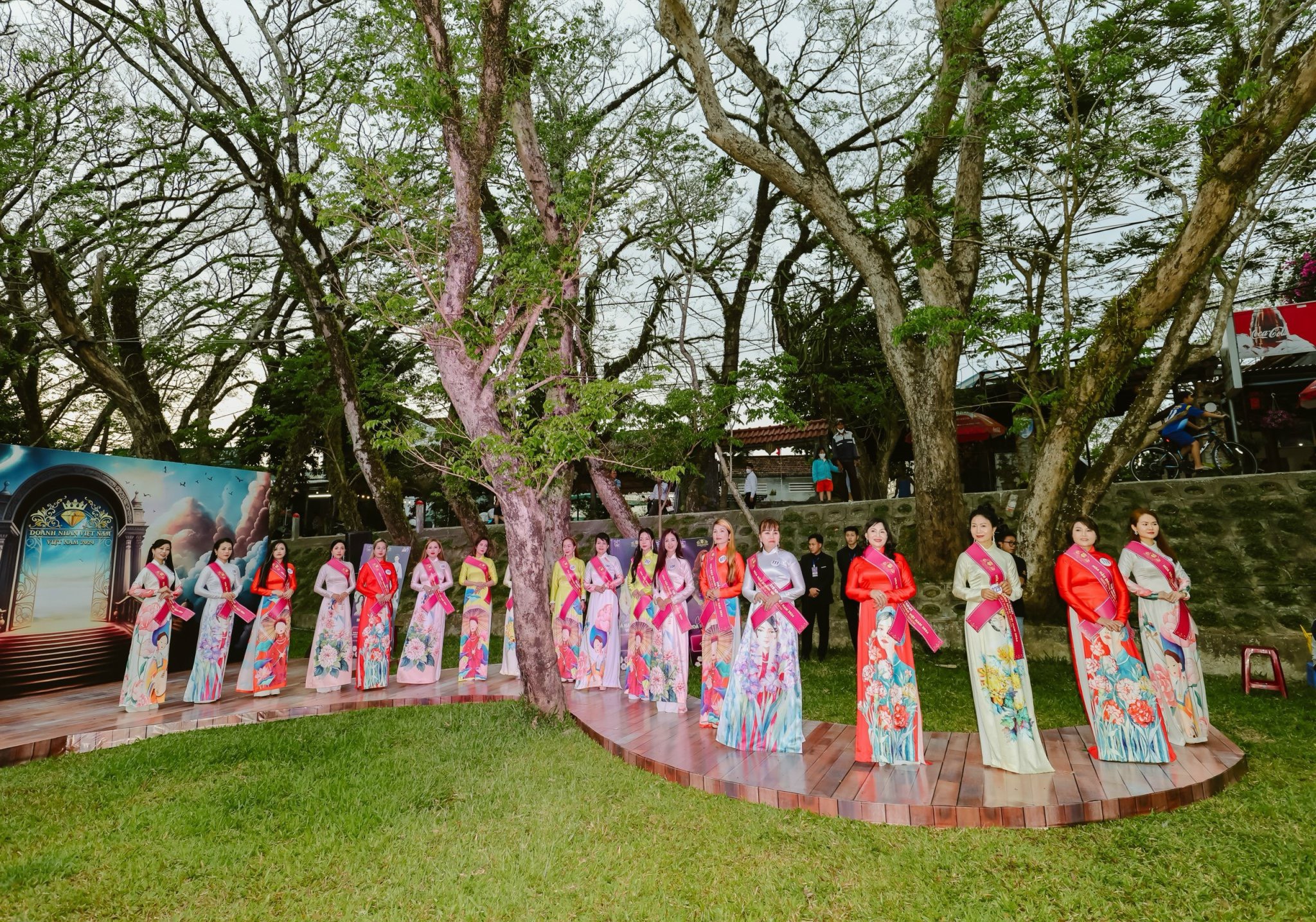 Hoạt động đầu tiên của Hoa hậu Doanh nhân Việt Nam 2024- Ảnh 3.