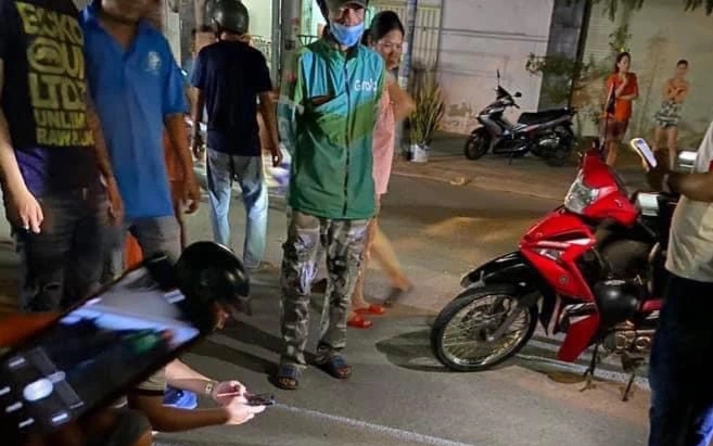 Nam thanh niên quê Sóc Trăng tự đâm, gục tại chỗ ở Long An