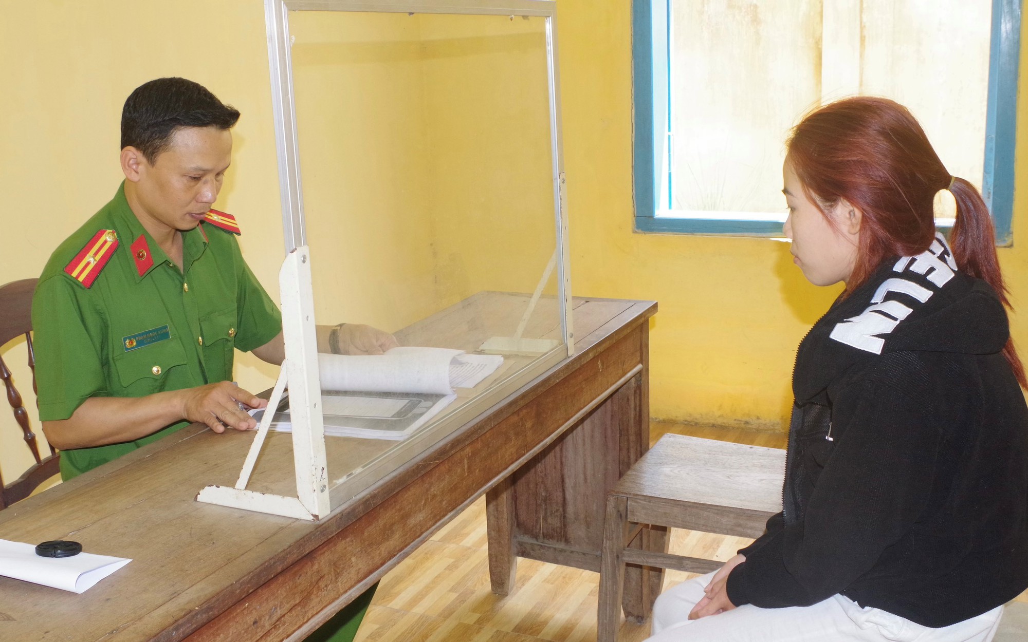 Thủ đoạn của người phụ nữ lừa chiếm đoạt tiền từ thiện