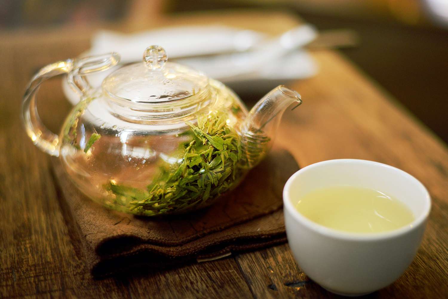 Uống trà xanh giúp da tự chống nắng, ngừa ung thư- Ảnh 1.
