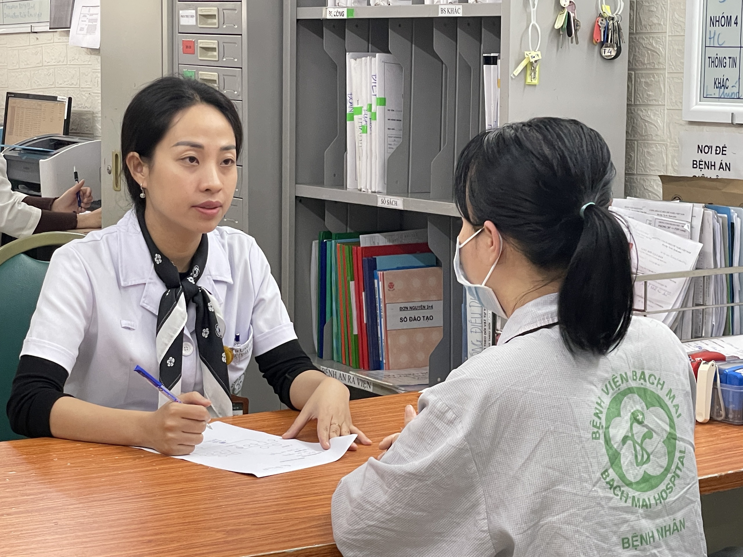 Trẻ hoá ung thư dạ dày vì lý do nhiều người đang gặp phải- Ảnh 1.